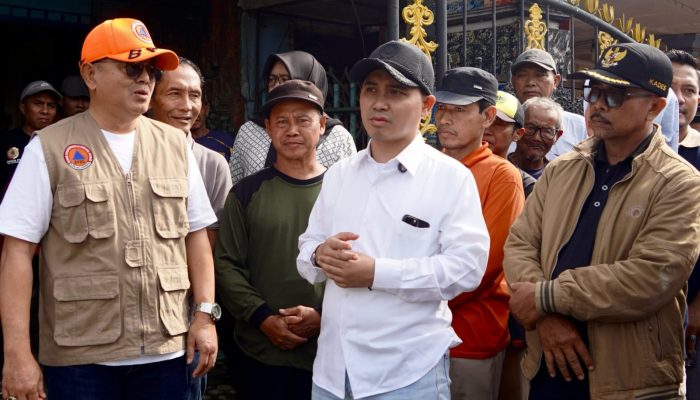 Tinjau Jembatan Putus di Kutorejo Bupati Al Barra Pastikan Jembatan Tuntas Sebelum Lebaran