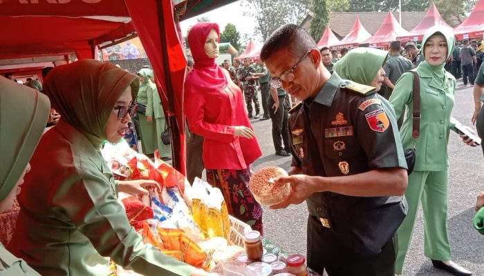 Kodim 0826/Pamekasan Berpartisipasi Dalam Bazar Ramadhan Murah Korem 084/Bhaskara Jaya