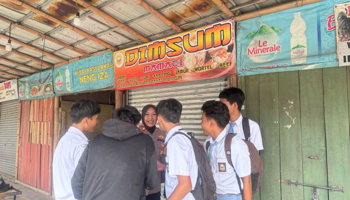 Kapolsek Dramaga Polres Bogor Giat Cooling Sistem Serap Informasi Situasi Wilayah Sekaligus Beri Himbauan Ajak Jaga Kondusifitas Cegah Gangguan Kamtibmas
