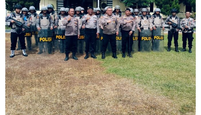 41 Personil Polres Sergai Persiapan Menyambut Mayday Dipimpin oleh Kompol Hendro S dan Iptu Maruli Sihombing