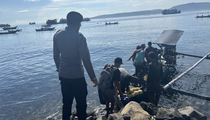 Antisipasi Pelanggaran Hukum Serta Gangguan Kamtibmas Personel Satpolairud Resta Banyuwangi Lakukan Ini