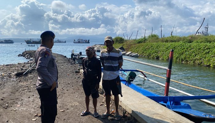 Bripka Bagus Giat Patroli Serta Menghimbau Kepada Masyarakat Pesisir Untuk Selalu Jaga Harkamtibmas