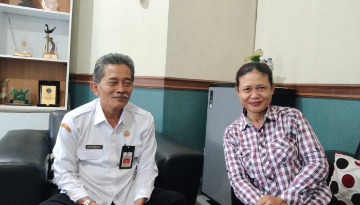 Penjelasan Kepala Disnaker Jember Drs Suprihandoko M.M. Prihal Penahan Ijasah Sebagai Syarat Jadi Pegawai