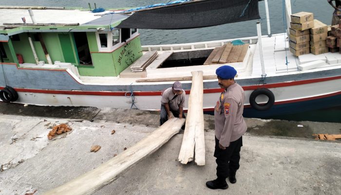 Aipda Haerul Umam, S.H Giat Patroli Serta Pemeriksaan Dokumen Muatan