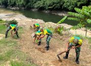 Ketahanan Pangan di Perbatasan, Satgas Pamtas Yonarmed 11 Kostrad Tanam Sayuran di Lahan Pos