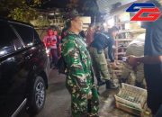 Camat Wonokromo bersama Satpol PP Kota Surabaya melakukan Penertiban PKL di Jl Ketintang Royal Plaza