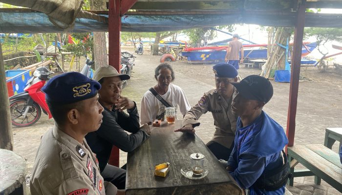 Sambangi Masyarakat Serta Kelompok Nelayan Waru Jajar Ini Pesan Aiptu I Gede Eka