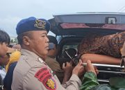 Naas Seorang Nelayan Asal Muncar Di Hamtam Ombak Diperairal Utara Muncar Sembulungan
