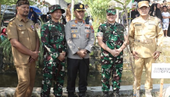 Kapolres Lamongan Hadiri Pembukaan TMMD Ke-124 Tahun 2025 di Desa Kebalankulon
