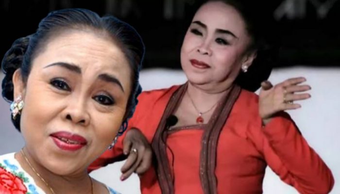 Yati Pesek Seniman Yogjakarta yang Multi Talenta