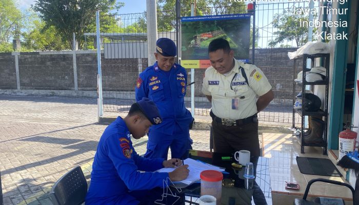 Personel Satpolairud Polresta Banyuwangi Lakukan Patroli Ke Kawasan Gardu Induk Kabel Head Bawah Laut