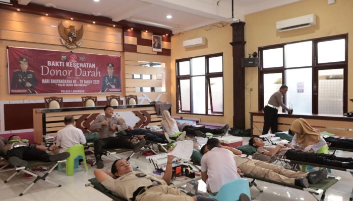 Polres Lamongan Gelar Bakti Kesehatan Donor Darah Dalam Rangka Memperingati Hari Bhayangkara Ke-