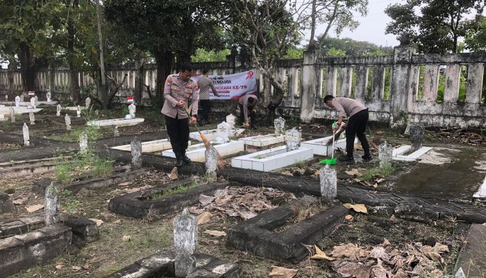 Menyambut HUT Bhayangkara ke-79 Polres Lamongan Gelar Bakti Religi