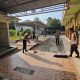Polsek Tikung Gelar Bakti Religi Bersihkan Masjid dan TPU dalam Rangka Hari Bhayangkara ke-79
