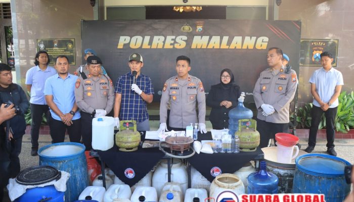 Pemilik Produksi Arak Ilegal Berhasil Diamankan Polisi di Bantur Malang