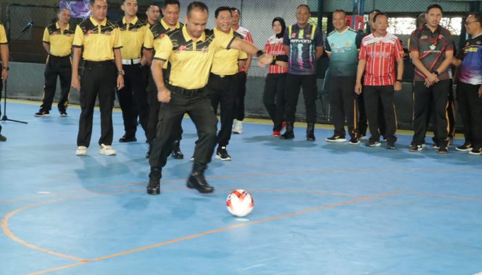 Polres Lamongan Gelar Kapolres Cup Turnamen Futsal Dalam Rangka Peringatan Hari Bhayangkara Ke-79