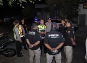 Kapolres Lamongan Pimpin Langsung Penyekatan di Titik Perbatasan Pastikan Wilayah Kabupaten Lamongan Kondusif