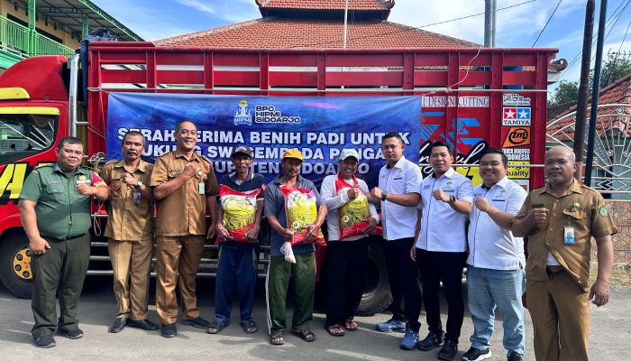 HIPMI Sidoarjo Berikan Bantuan Benih Padi Gratis untuk Petani se- Sidoarjo