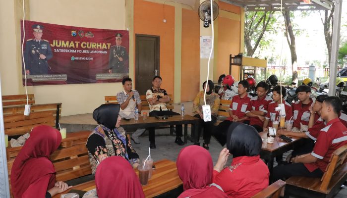 Satreskrim Polres Lamongan Gelar Jumat Curhat Bahas Bahaya Judi Online