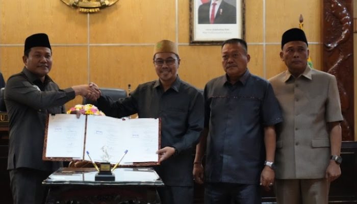 Dok ! DPRD Sidoarjo Sahkan Raperda RPJMD