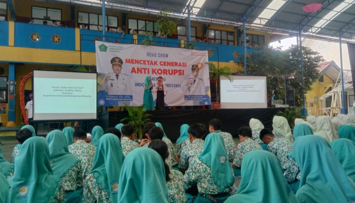 Anomali ! Disaat Inspektorat Giat Lakukan Pendidikan Antikorupsi Kepada Siswa Siswi SMP Justru Ada Dugaan Korupsi SPMB SMPN