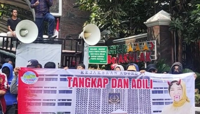 Demo Mahasiswa, Kejagung Diminta Periksa Ketua DPRD Provinsi NTB Terkait Korupsi Rp 77 M