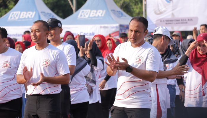 Kapolres Lamongan Hadiri Senam Bersama dan Launching Koperasi Merah Putih dalam Rangka Harkopnas ke-78