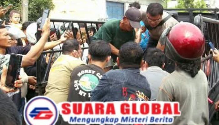 Dua Wanita Meninggal Dunia Usai Ditabrak Minibus