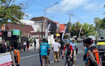 Polresta Banyuwangi Sebar Pasukan Amankan Etafe 1 Balap Sepeda TDBI 2025