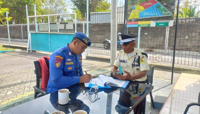 Personel Satpolairud Resta Banyuwangi Lakukan Pengecekan Kondisi Pos Security Tetap Aman Serta Nyaman