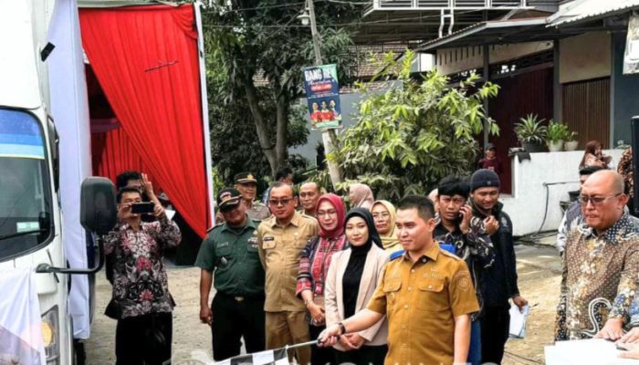 Bupati Mojokerto: Membanggakan Produk Sepatu Lokal Tembus Pasar Global