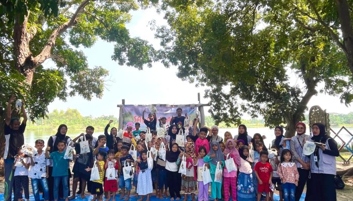 Mahasiswa KKN-T UNISDA Hadirkan Inovasi Pembelajaran “SALAMAHONI” untuk Anak-Anak Desa Kendal