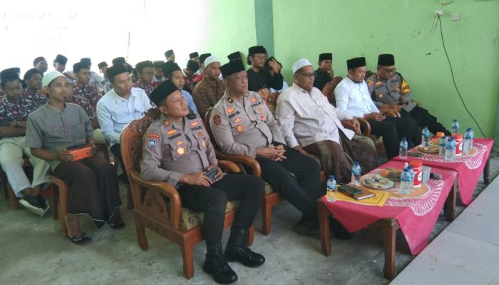 Polres Lamongan Laksanakan Zoom serta Penanaman Jagung Serentak di Pondok Pesantren Rodhotus Sholikin Dukung Swasembada Pangan 2025