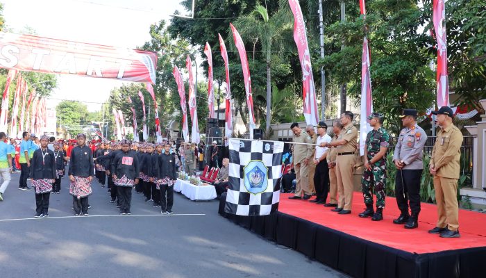 Kapolres Lamongan Hadiri Lomba Gerak Jalan Tingkat SD/MI se- Kecamatan Lamongan