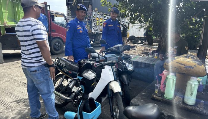 Aiptu I Gede Eka Giat Patroli Rutin Serta Pemantauan Langsung Di Area Pelabuhan ASDP