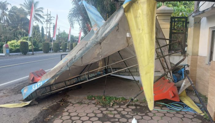 Belasan Pemuda Diamankan Usai Merusak di Pos Polisi di Kabupaten Malang