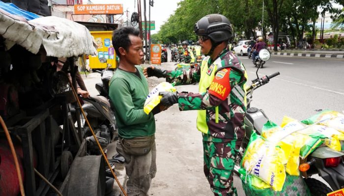 Kodam l BB Salurkan Dua Setengah Ton Beras Setiap Hari Untuk Warga Terdampak Unjuk Rasa