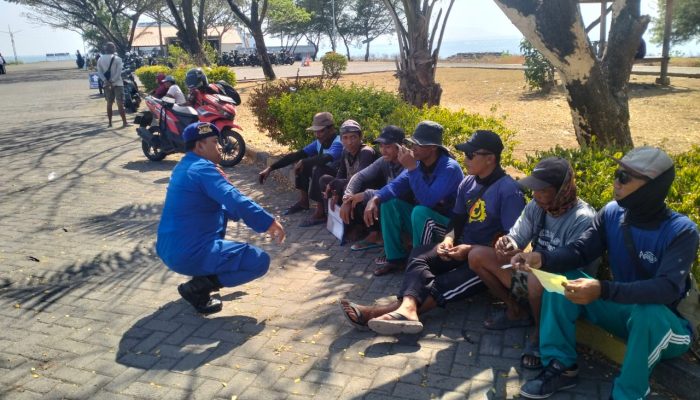Aipda Haerul Umam SH Giat Patroli Binmas Serta Memberikan Edukasi Kepada Tenaga Kerja Bongkar Muat