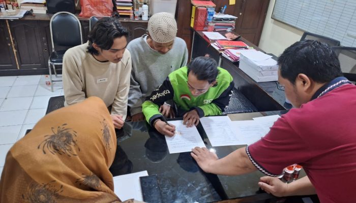 Problem Solving: Polsek Sukun Damaikan Kesalahpahaman Jukir dan Ojol