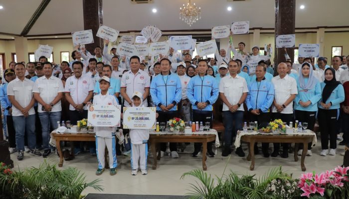 Wakapolres Lamongan Hadiri Peringatan Haornas Ke-XLII Tahun 2025 dan Pengukuhan Pengurus PBVSI Kabupaten Lamongan