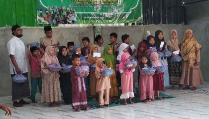 Yayasan Pring Hawais At Taubah Modo Gelar Santunan Yatim Binaan