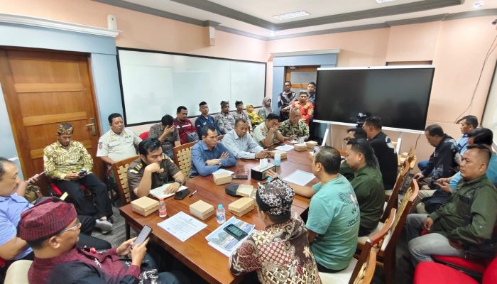 Garda Satu Kecam Kebijakan Pemkab Banyuwangi Yang Dinilai Arogan Terhadap PKL Jalan Widuri Banjarsari