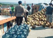 Aipda Haerul Umam S.H Lakukan Patroli Serta Binmas Perairan Dikawasan Pelabuhan