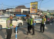 Satgas Kamseltibcar Operasi Ketupat Semeru 2026 Polres Lamongan Laksanakan Pengaturan dan Rekayasa Lalu Lintas di Babat