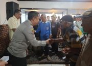 Kapolres Lubuklinggau Bagikan Bantuan Tunai ke Warga Jelang Idul Fitri 1447 