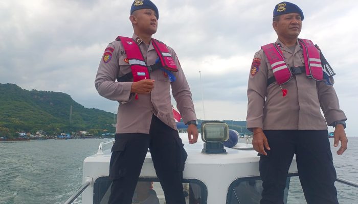 Aipda I Nyoman Suma Giat Patroli Pemantauan Di Wilayah Perairan Selat Bali