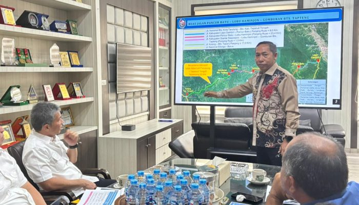 Bupati Tapanuli Utara Kolaborasi Bersama Kepala Balai Besar Pelaksanaan Jalan Nasional Sumatera Utara Dalam Rangka Percepatan Penanganan Banjir