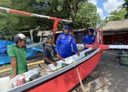 Patroli Di Pantai Bulusan Personel Satpolairud Resta Banyuwangi Tegaskan Keselamatan Laut