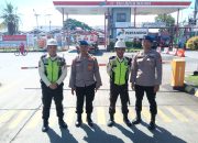 Aiptu I Gede Eka D Giat Patroli Serta Menghimbau Kepada Security Pertamina Untuk Selalu Mengunakan Helem Atau Rompi
