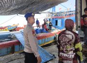 Bripka Ady Dwi Waluyo Tegaskan Disiplin Keselamatan Di Tengah Aktivitas Nelayan
